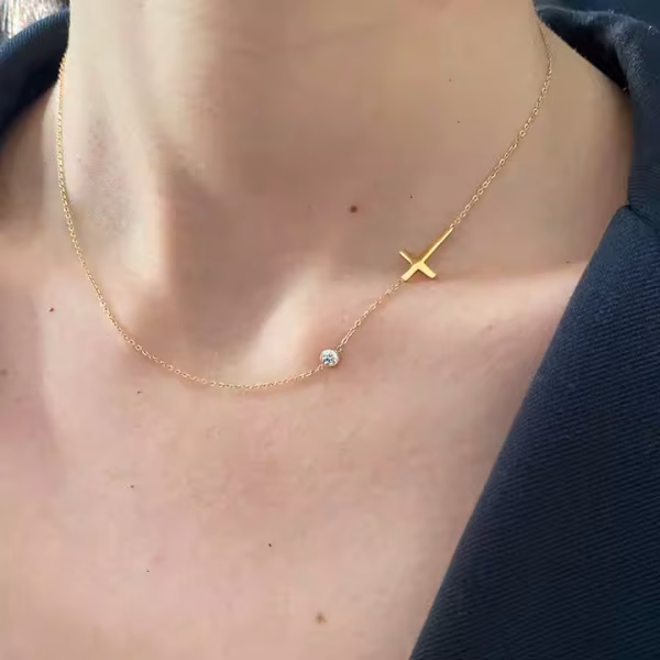 Ladies Cross Necklace - Image 7